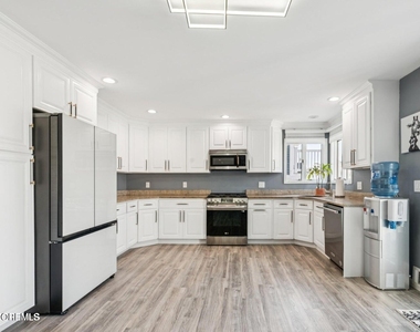 385 Aldo Drive - Photo Thumbnail 28