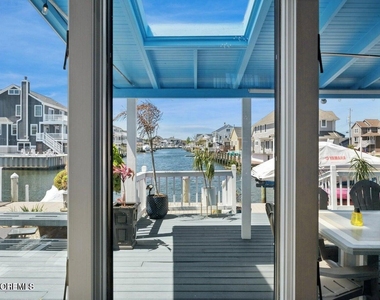 385 Aldo Drive - Photo Thumbnail 40