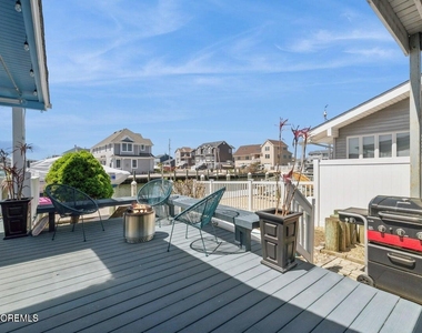 385 Aldo Drive - Photo Thumbnail 43