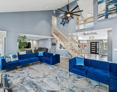 385 Aldo Drive - Photo Thumbnail 17
