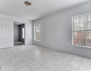 7911 Wanebe Drive - Photo Thumbnail 7