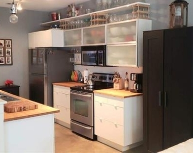 1111 S Akard Street - Photo Thumbnail 6