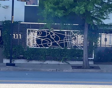 1111 S Akard Street - Photo Thumbnail 8
