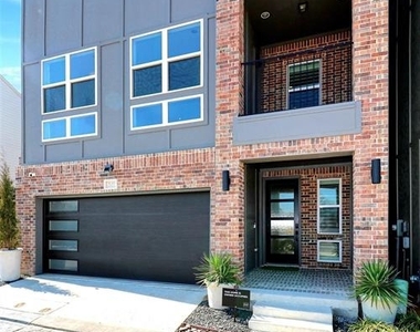 2601 La Altura Lane - Photo Thumbnail 3