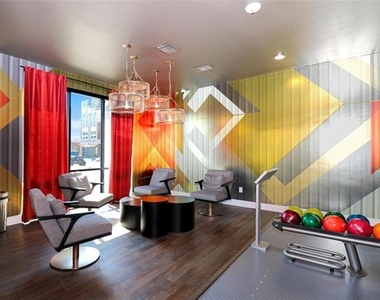 2601 La Altura Lane - Photo Thumbnail 21