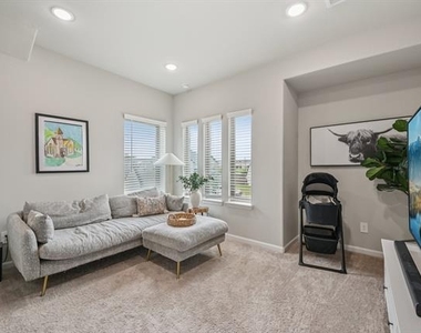 1633 Havenrock Drive - Photo Thumbnail 21