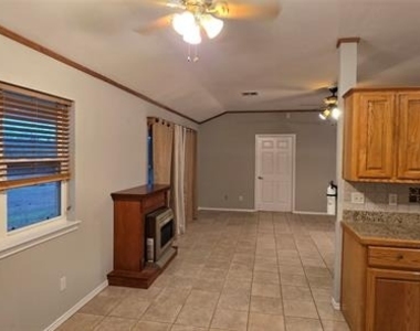 2267 County Road 3025 - Photo Thumbnail 10