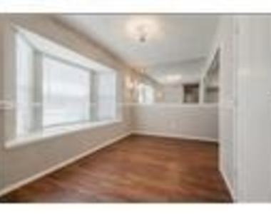520 Pecan Acres Court - Photo Thumbnail 11