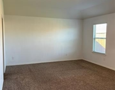 1001 Euston Street - Photo Thumbnail 10