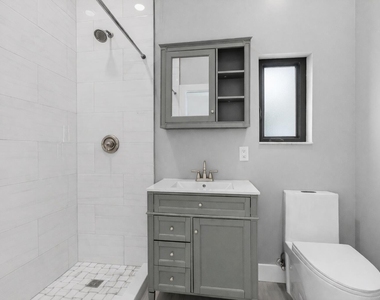 216 S C - Photo Thumbnail 8