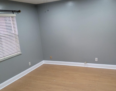 3280 Spanish Moss Terrace - Photo Thumbnail 7