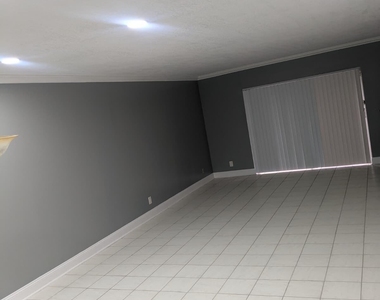 3280 Spanish Moss Terrace - Photo Thumbnail 10