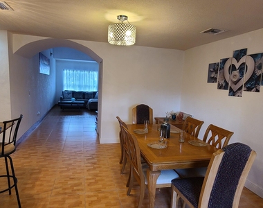 3374 Nw 64th Street - Photo Thumbnail 13