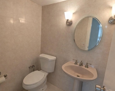 1470 Ne 125th Terrace - Photo Thumbnail 6