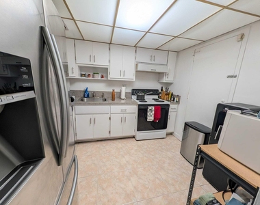 1470 Ne 125th Terrace - Photo Thumbnail 8