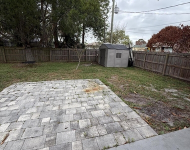 249 Ne Glentry Avenue - Photo Thumbnail 15