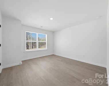 403 15th Avenue Sw - Photo Thumbnail 13
