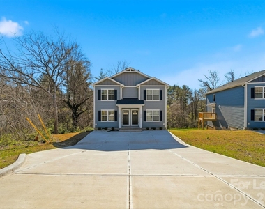 403 15th Avenue Sw - Photo Thumbnail 1