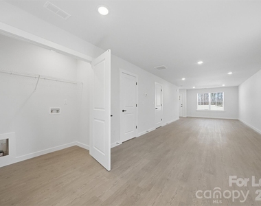403 15th Avenue Sw - Photo Thumbnail 11