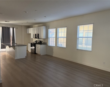 8603 Founders Grove - Photo Thumbnail 2