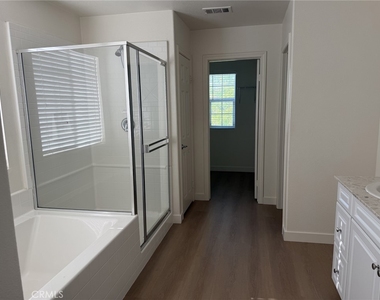 8603 Founders Grove - Photo Thumbnail 10