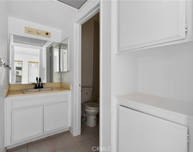 4441 Woodman Avenue - Photo Thumbnail 18