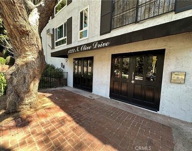 1222 N Olive - Photo Thumbnail 1