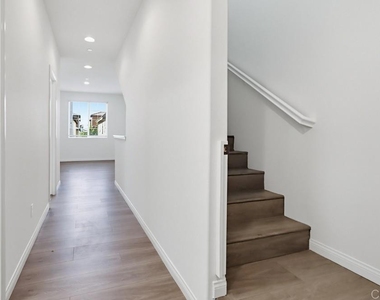 1720 Santa Ivy Ave - Photo Thumbnail 35
