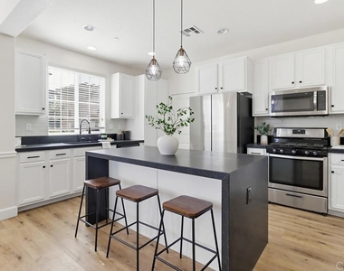 1720 Santa Ivy Ave - Photo Thumbnail 13