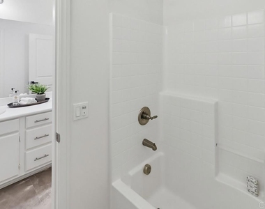 1720 Santa Ivy Ave - Photo Thumbnail 24