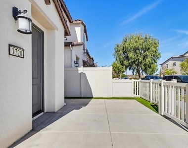 1720 Santa Ivy Ave - Photo Thumbnail 1