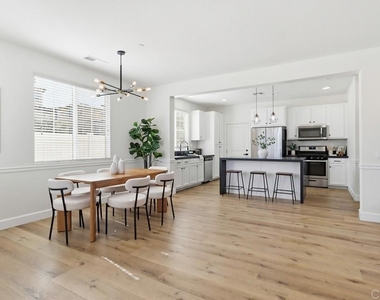 1720 Santa Ivy Ave - Photo Thumbnail 9