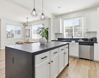 1720 Santa Ivy Ave - Photo Thumbnail 12