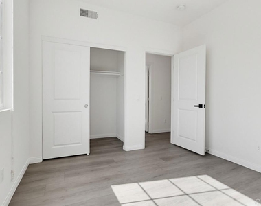 1720 Santa Ivy Ave - Photo Thumbnail 38