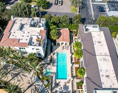 1309 Doheny Way - Photo Thumbnail 40