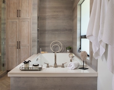 27 North La Senda Drive - Photo Thumbnail 9