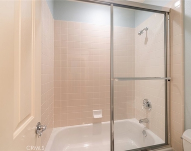 6267 Pacific Pointe Drive - Photo Thumbnail 37