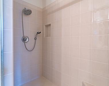 6267 Pacific Pointe Drive - Photo Thumbnail 32