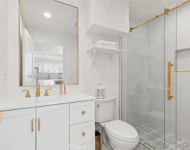 3926 Acacia Street - Photo Thumbnail 18