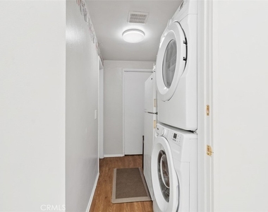 3926 Acacia Street - Photo Thumbnail 22