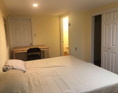 652 Arbula - Photo Thumbnail 11