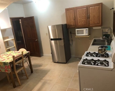 652 Arbula - Photo Thumbnail 7