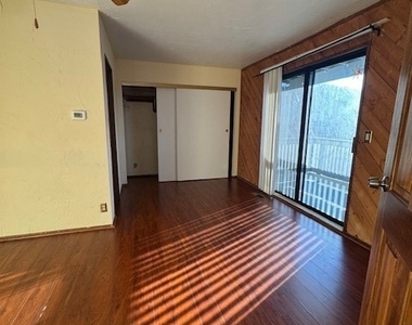 652 Arbula - Photo Thumbnail 3