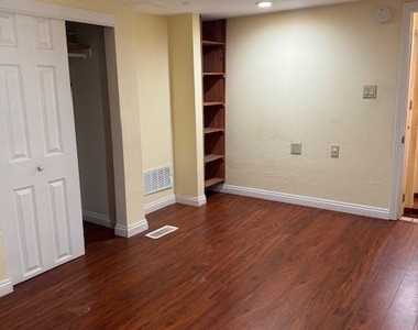 652 Arbula - Photo Thumbnail 5