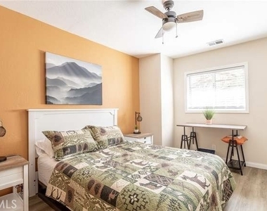 27981 Rainbow Drive - Photo Thumbnail 9