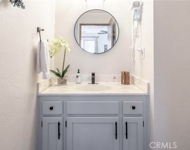 27981 Rainbow Drive - Photo Thumbnail 5