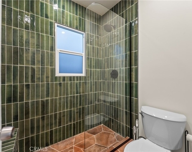 425 Venice - Photo Thumbnail 11