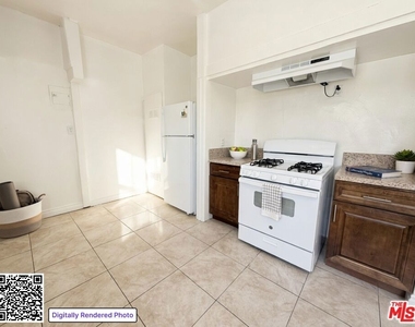 2611 W Orchard Avenue - Photo Thumbnail 8