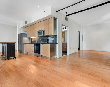 460 S Spring Street - Photo Thumbnail 23