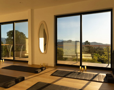 7802 Torreyson Drive - Photo Thumbnail 30